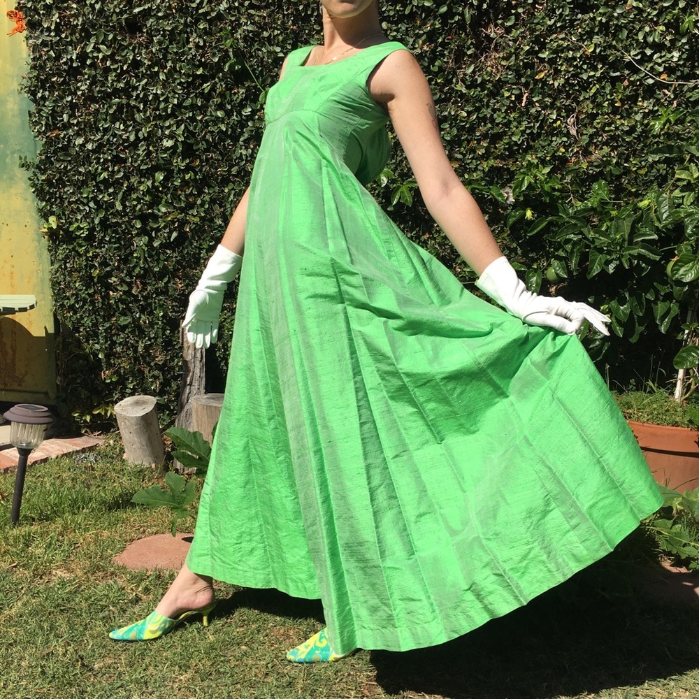 VTG  Viridescent Silk Dupione A-Line Gown~